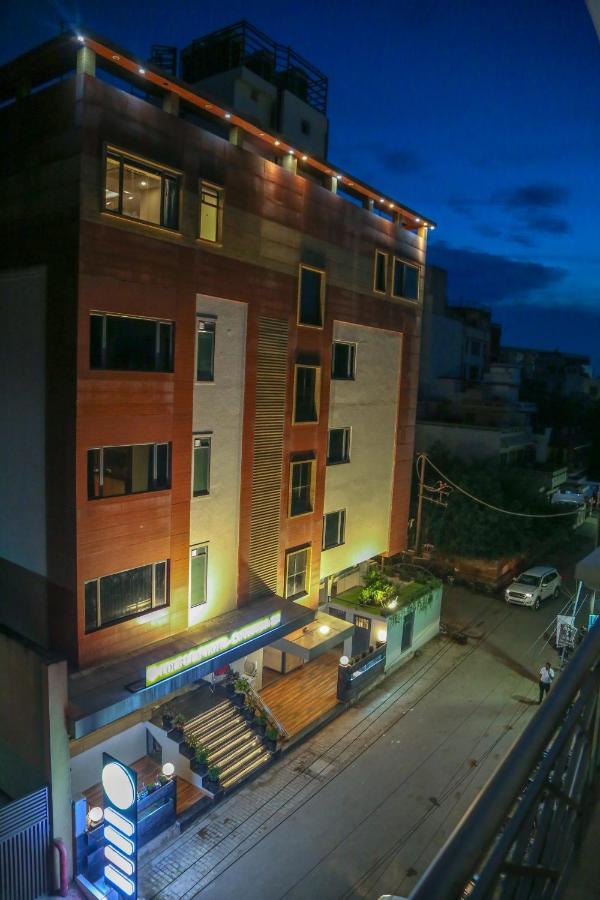Four Leaf Hotel - Sapphire Blue, Varanasi Exterior foto